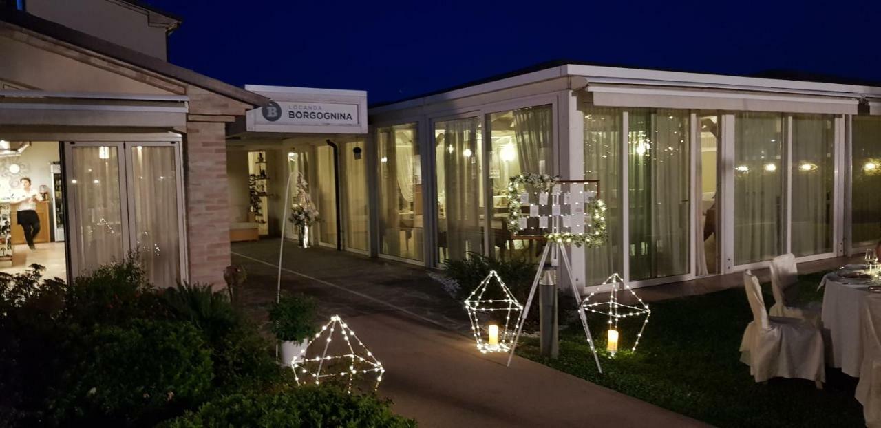 Locanda Borgognina Lucrezia Zewnętrze zdjęcie
