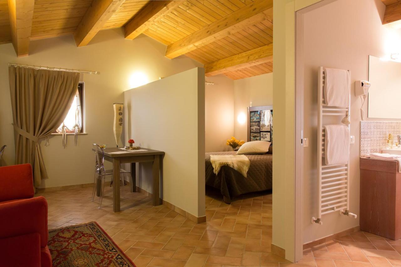 Locanda Borgognina Lucrezia Zewnętrze zdjęcie